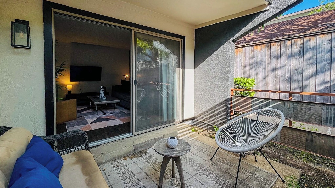 Photo of Patio Balcony in Knox - Henderson