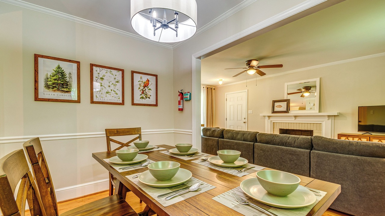 Photo of Livingroom in Cary