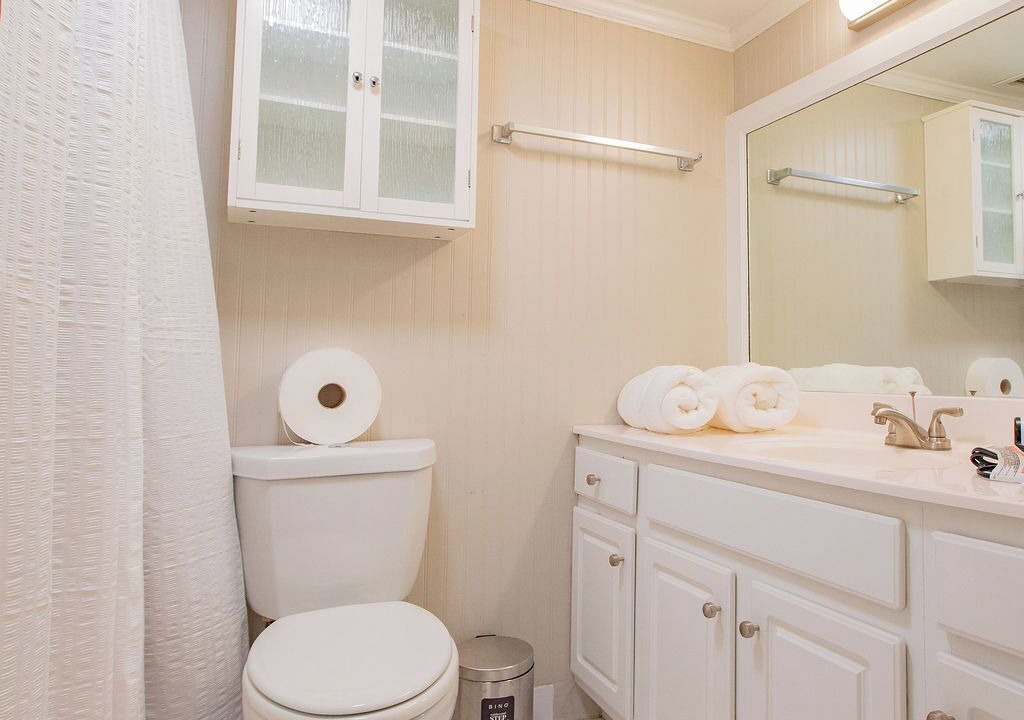 Photo of Bathroom in Sheffield Park