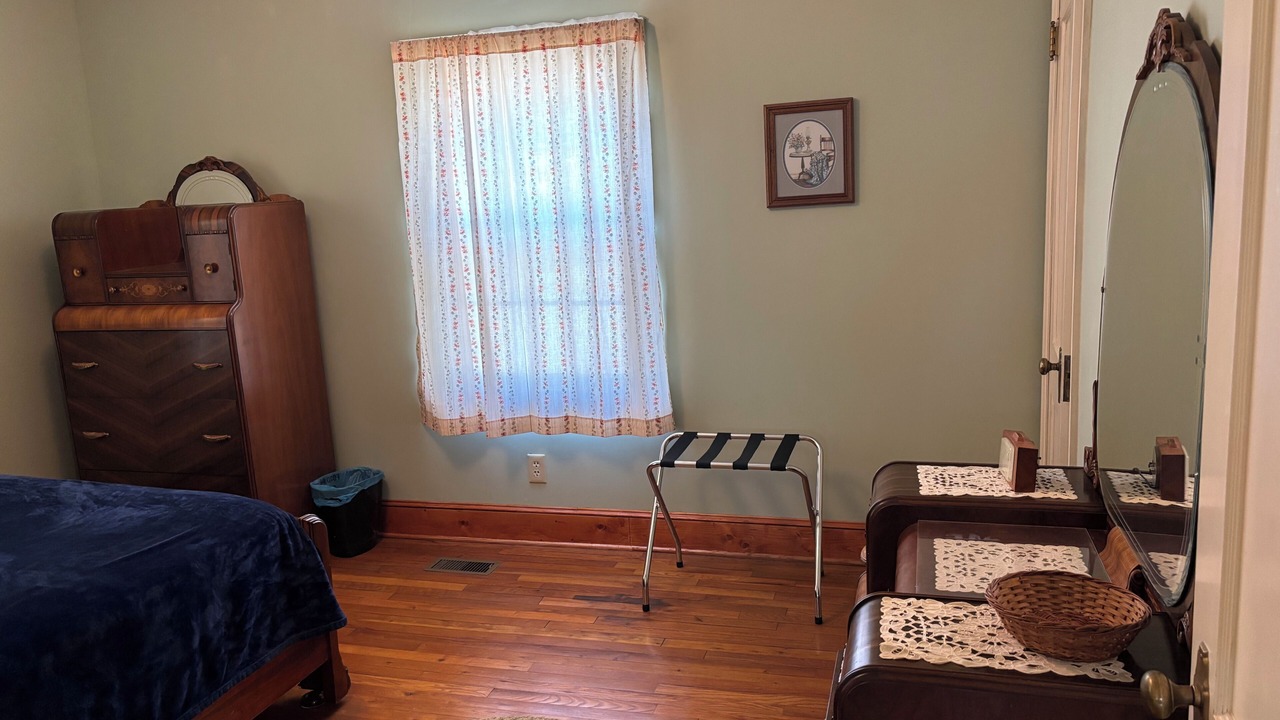 Photo of Bedroom in Gibsonville