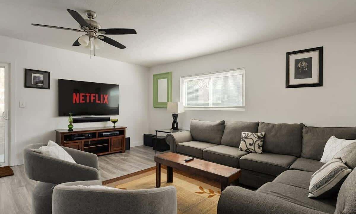 Photo of Bedroom in Lemon Grove