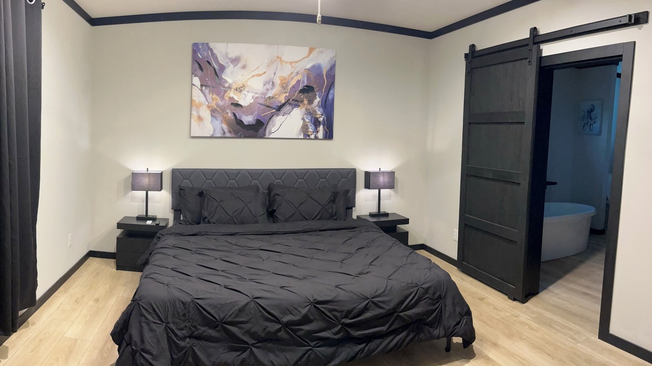 Photo of Bedroom in Sealy