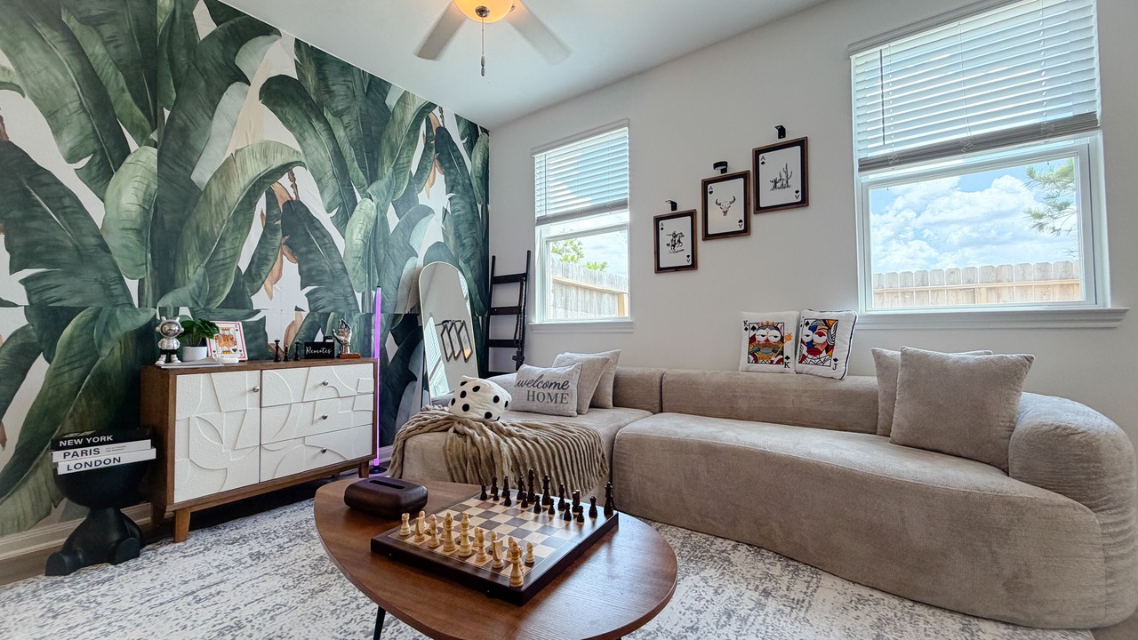 Photo of Livingroom in Katy