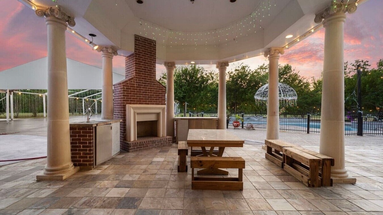 Photo of Outdoor in Dickinson