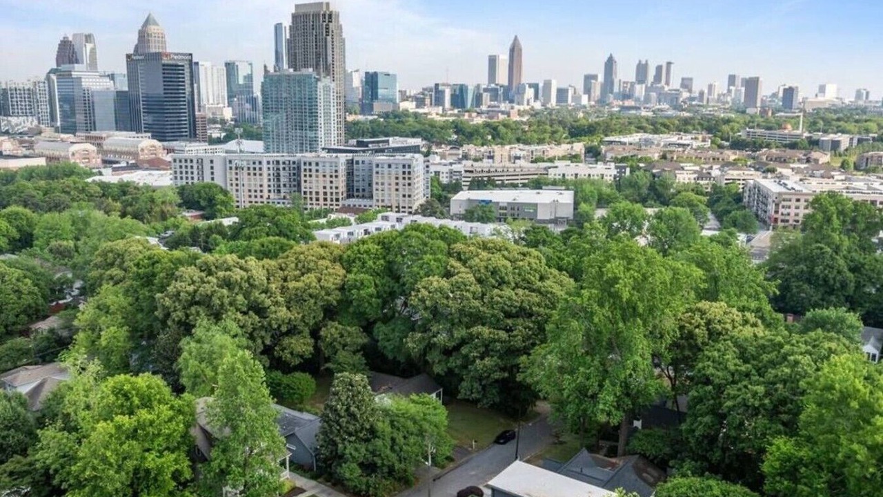 Photo of Outdoor in Loring Heights
