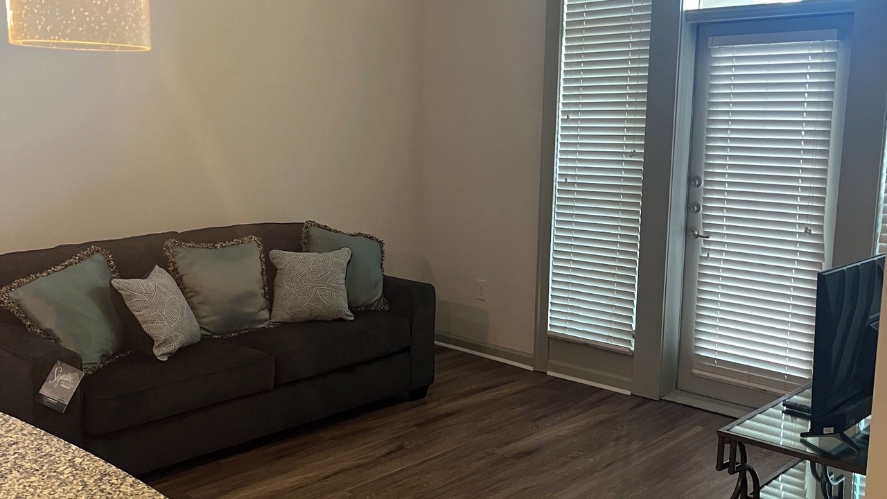 Photo of Livingroom in Westside