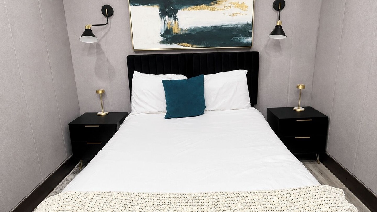 Photo of Bedroom in Detroit