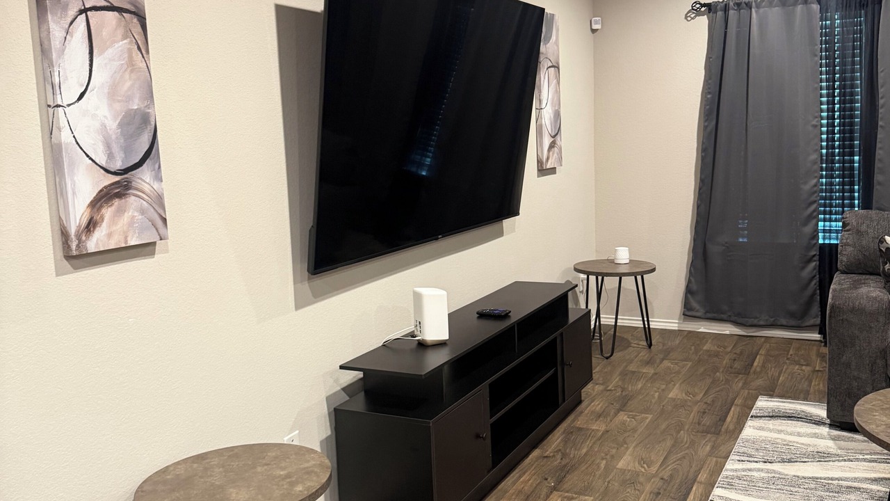 Photo of Livingroom in Barker