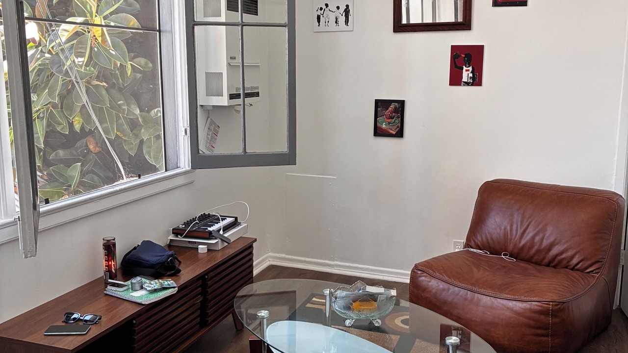 Photo of Livingroom in Westlake
