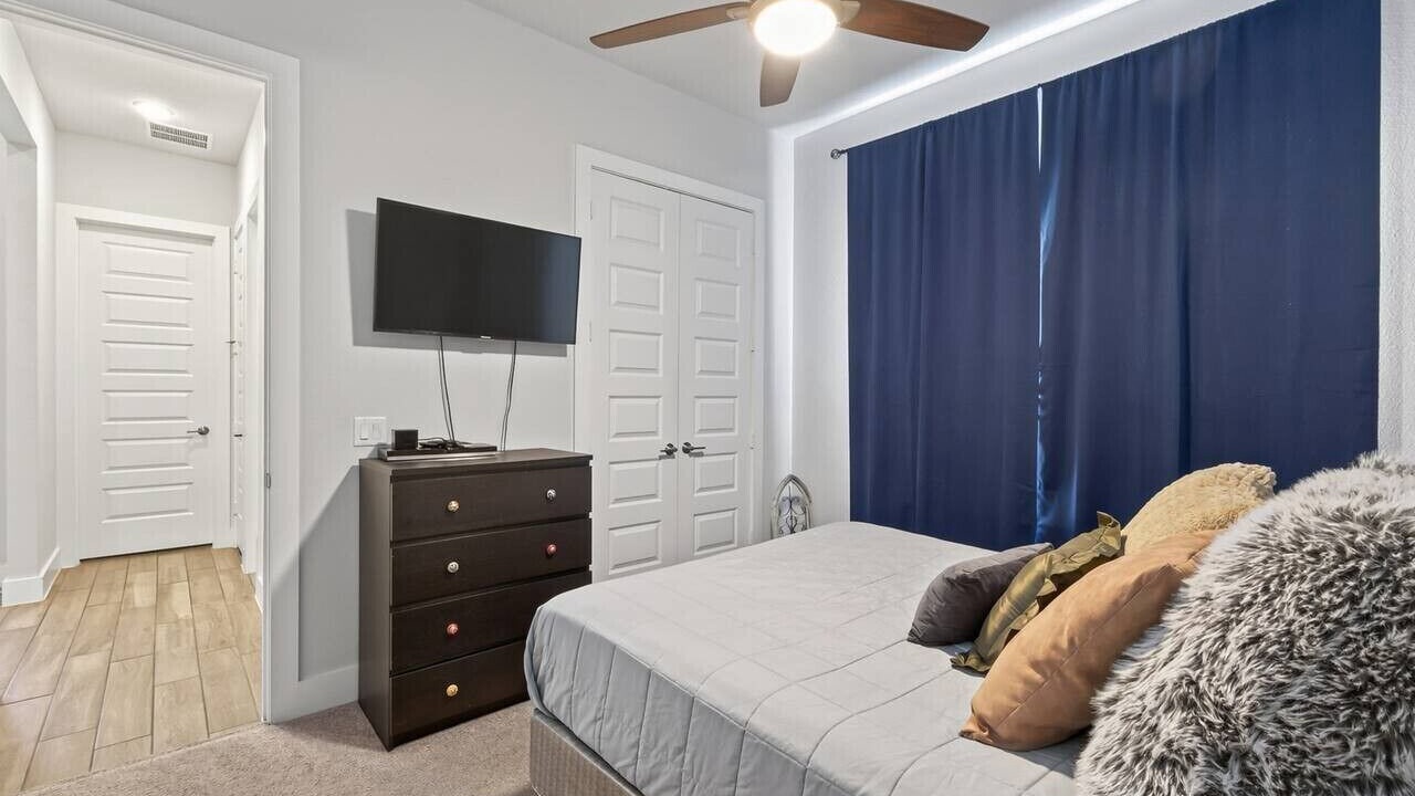 Photo of Bedroom in Atascocita