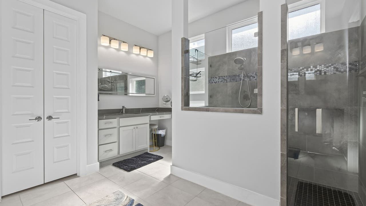 Photo of Bathroom in Atascocita
