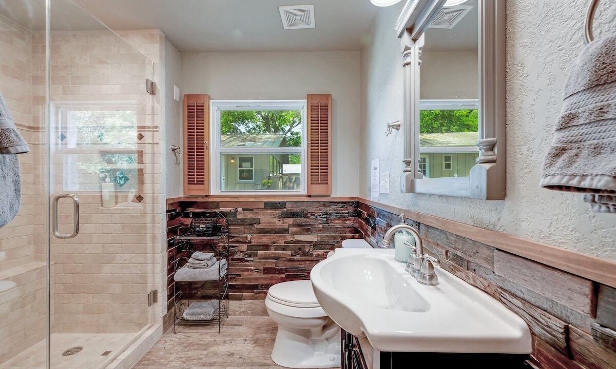 Photo of Bathroom in Wimberley