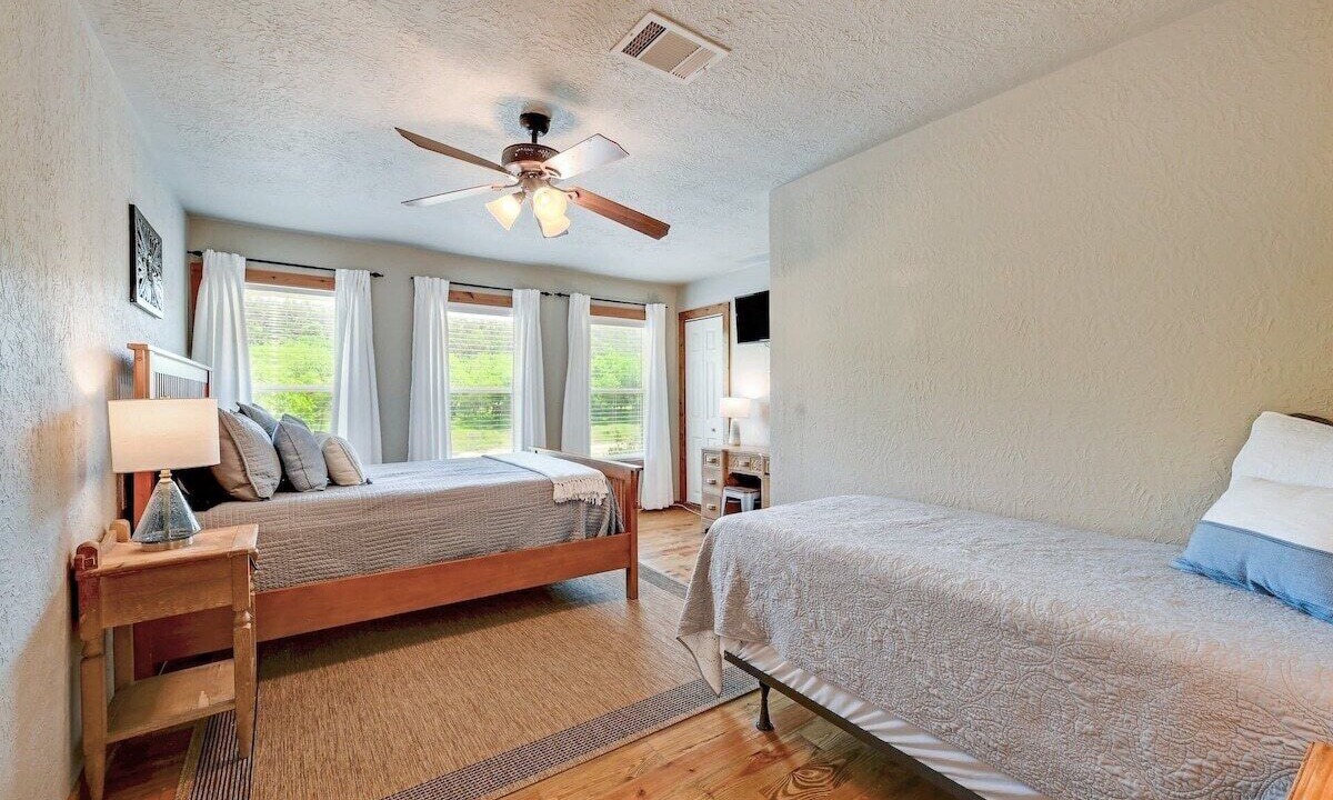 Photo of Bedroom in Wimberley