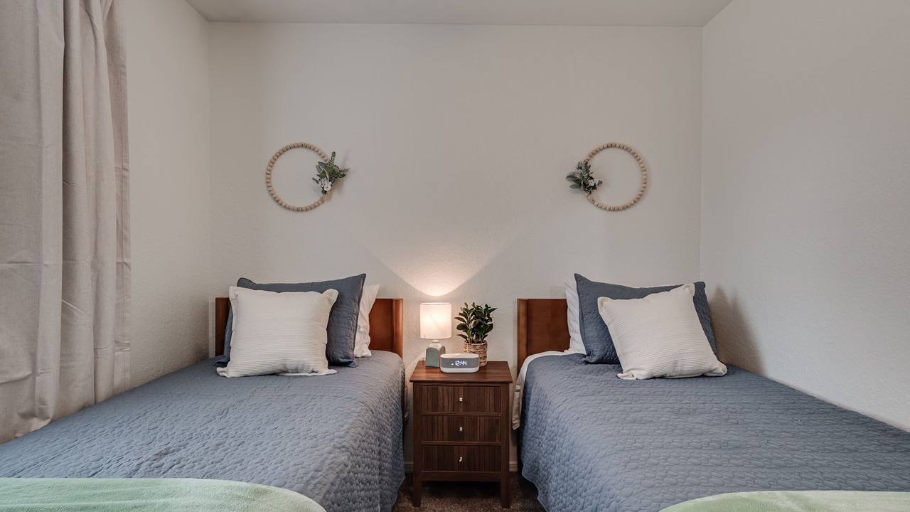 Photo of Bedroom in Mustang