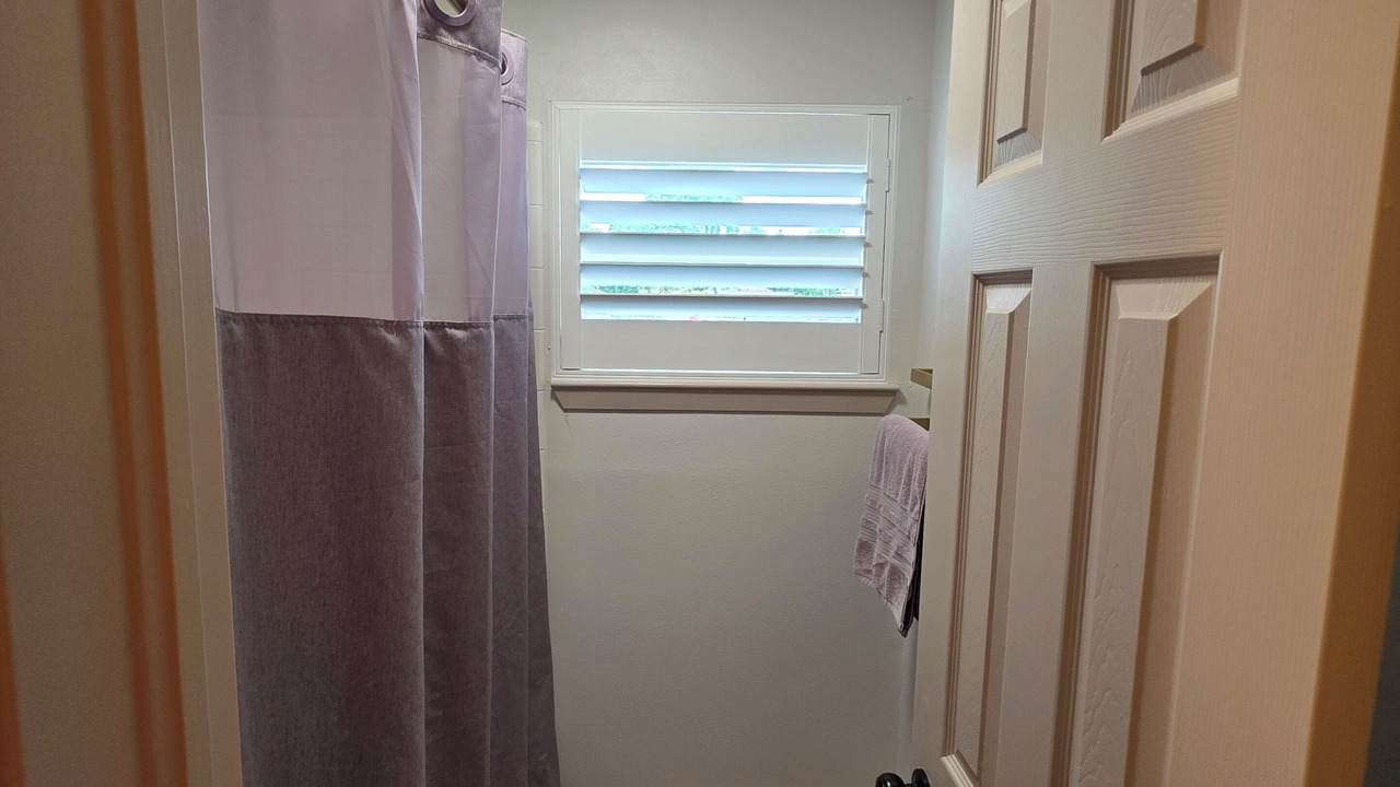 Photo of Bathroom in El Lago