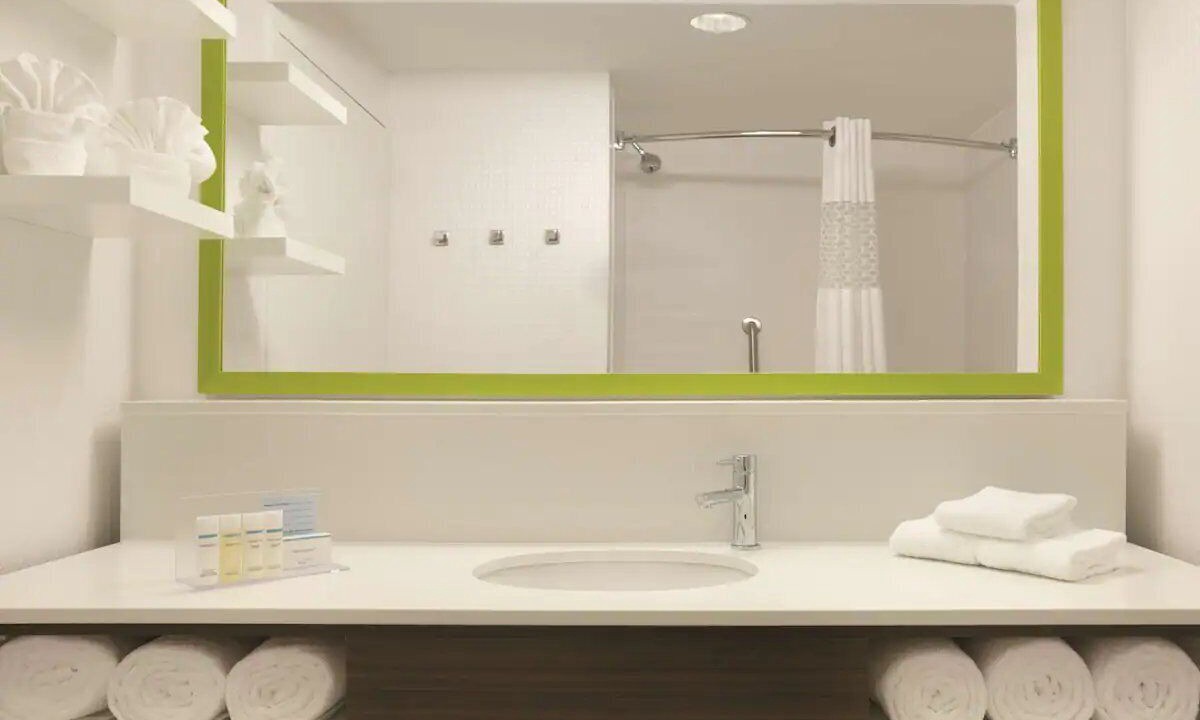 Photo of Bathroom in US 290
