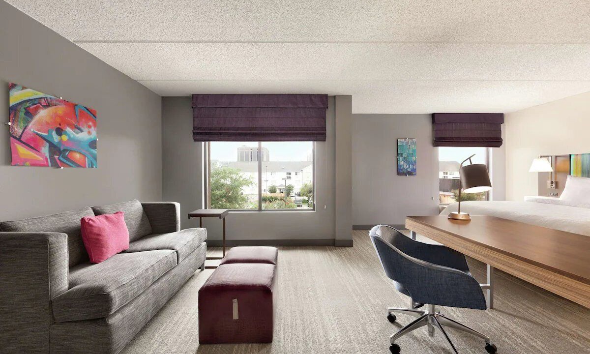 Photo of Bedroom in US 290