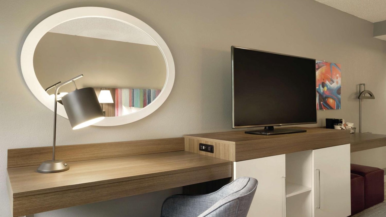 Photo of Bedroom in US 290