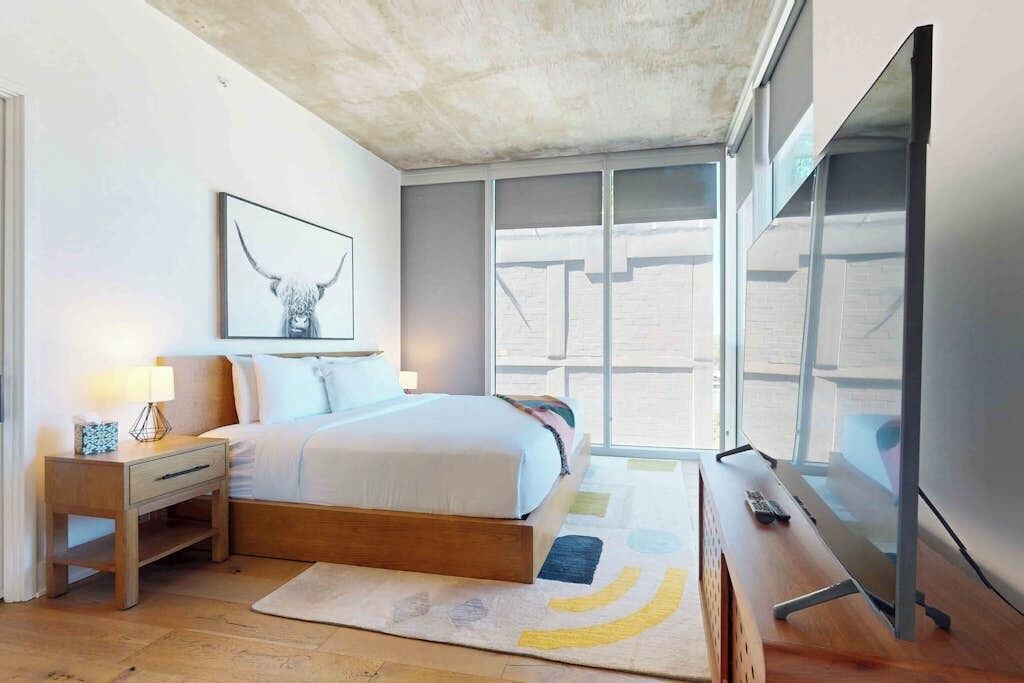 Photo of Bedroom in Rainey Street Historic District