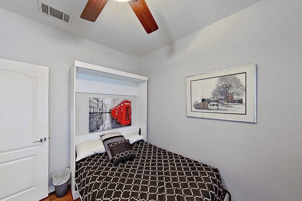 Photo of Bedroom in Apache Shores