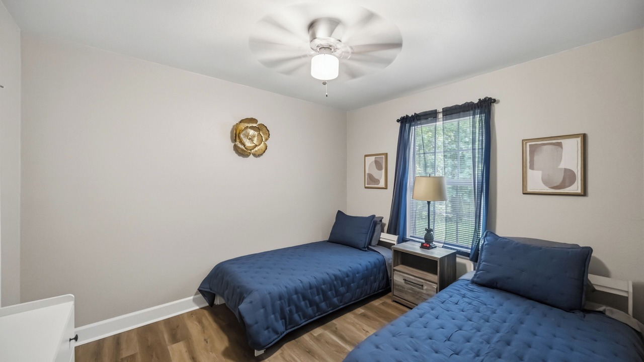 Photo of Bedroom in Alvin