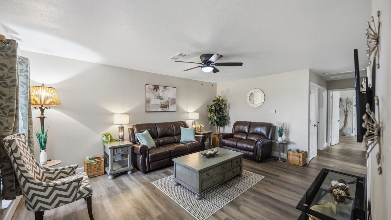 Photo of Livingroom in Alvin
