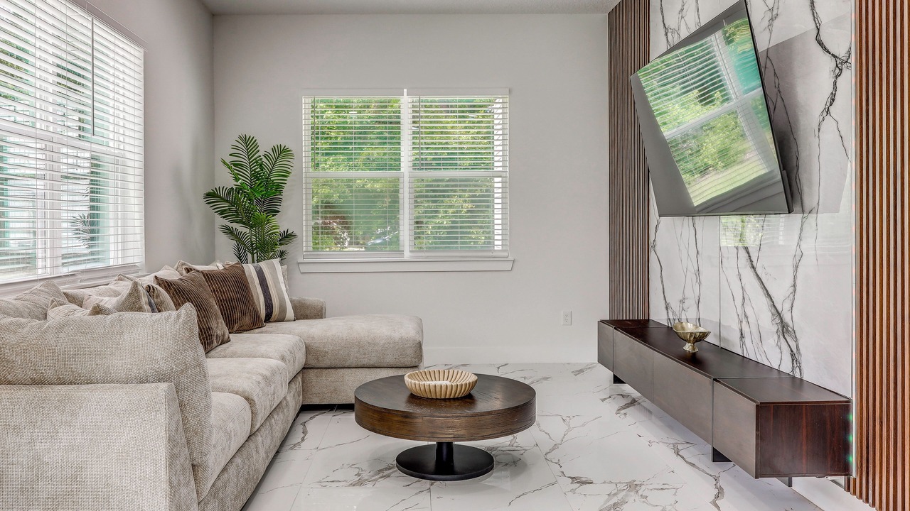 Photo of Livingroom in Northside