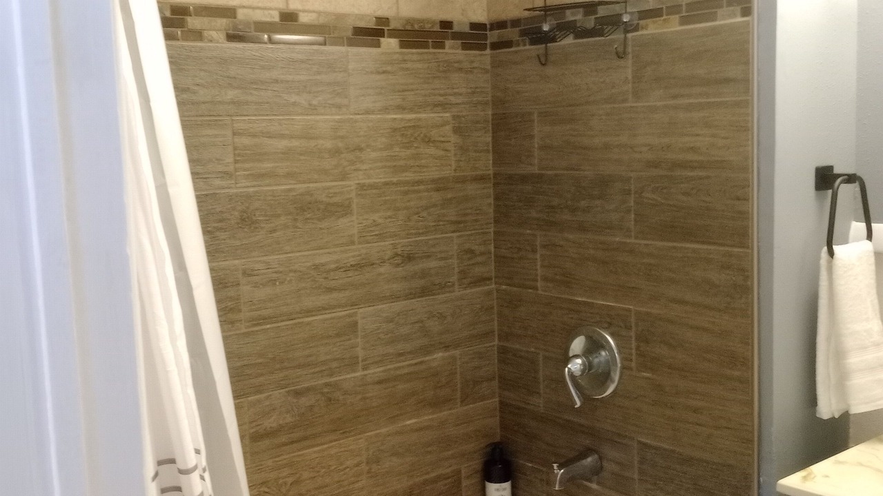 Photo of Bathroom in Shoshoni