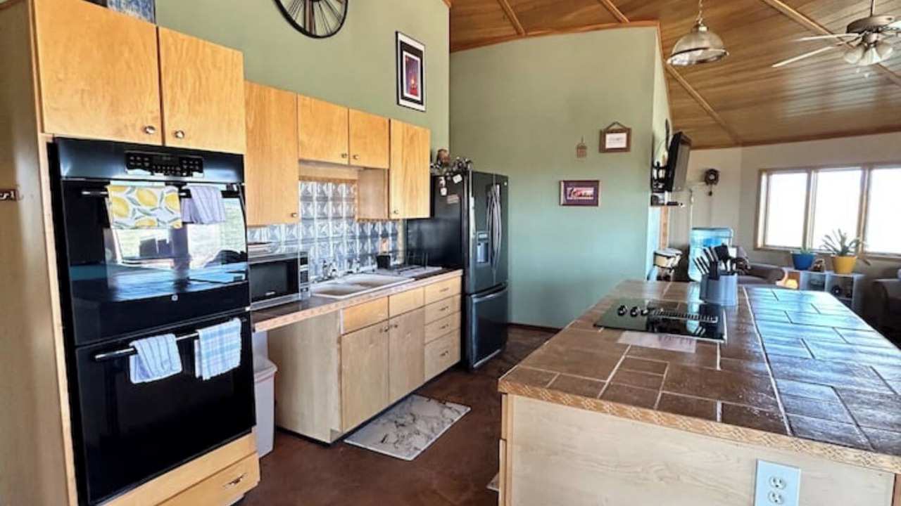 Photo of Kitchen in Browning