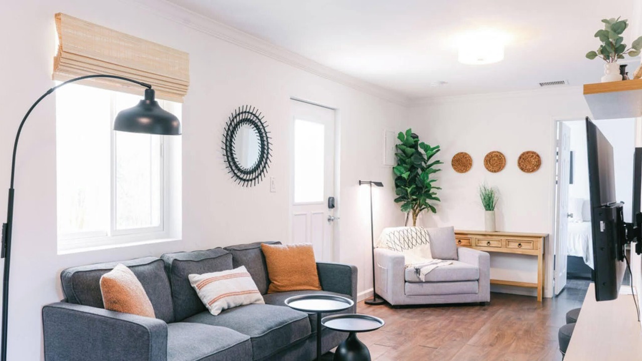 Photo of Livingroom in Golden Hill