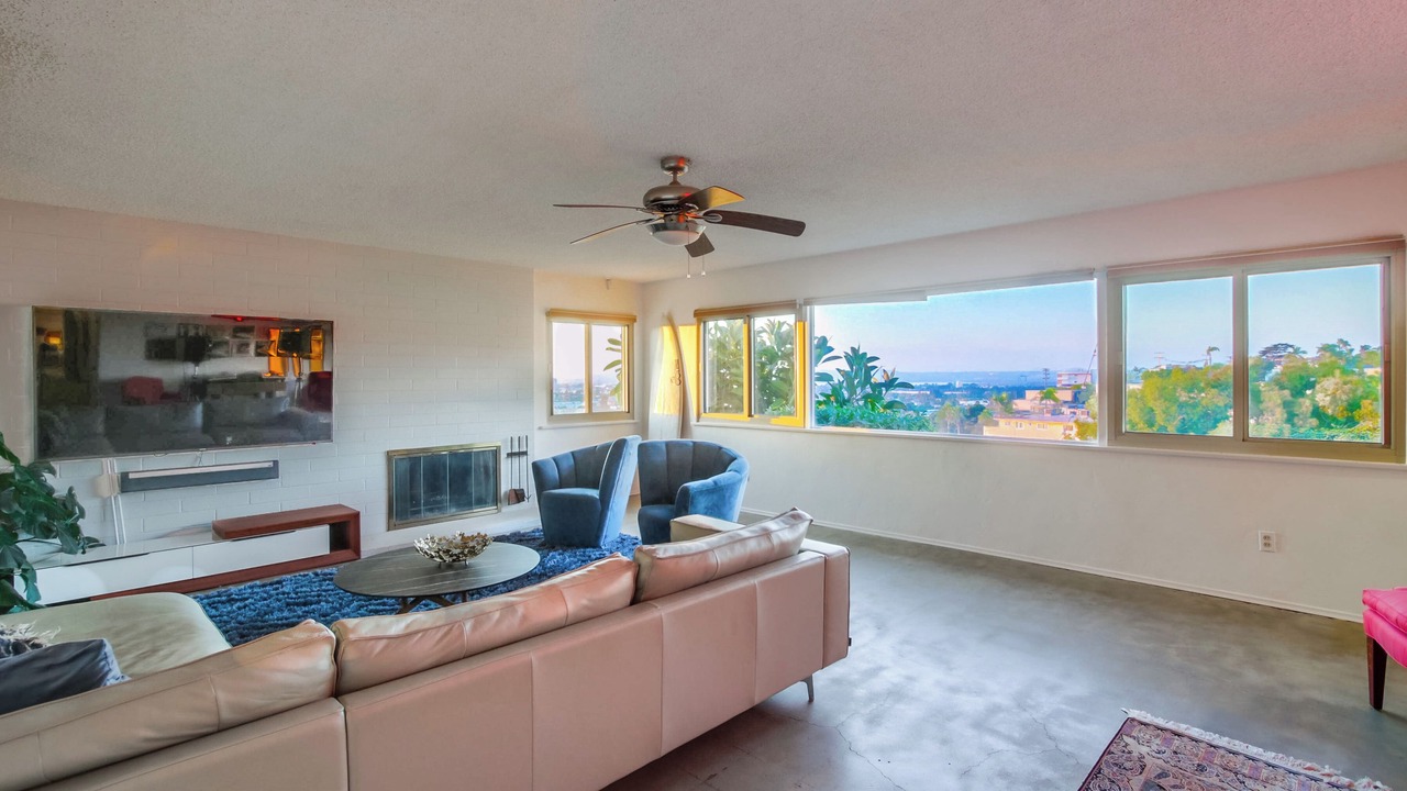Photo of Livingroom in Point Loma Heights