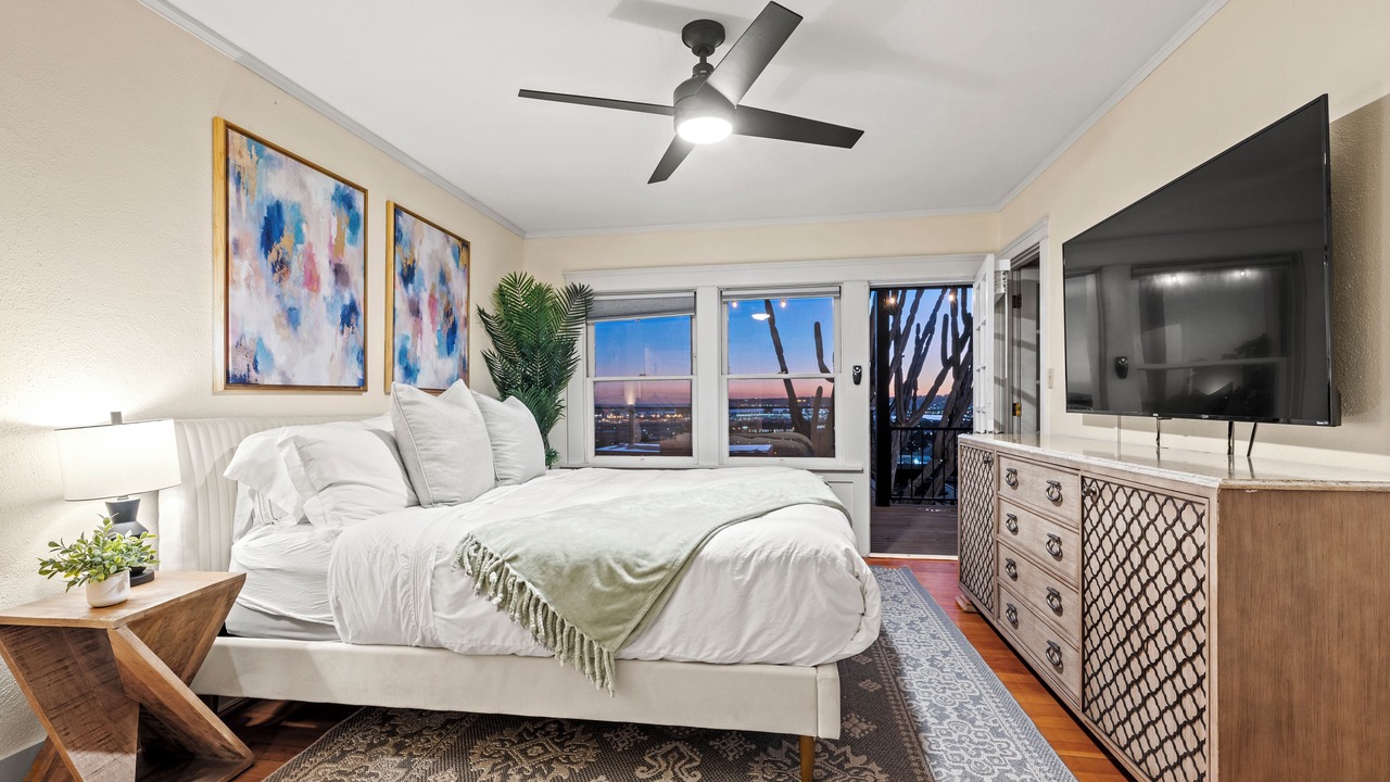 Photo of Bedroom in Old Town