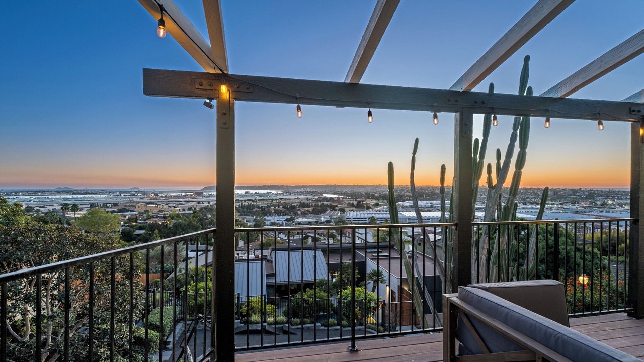 Photo of Patio Balcony in Old Town