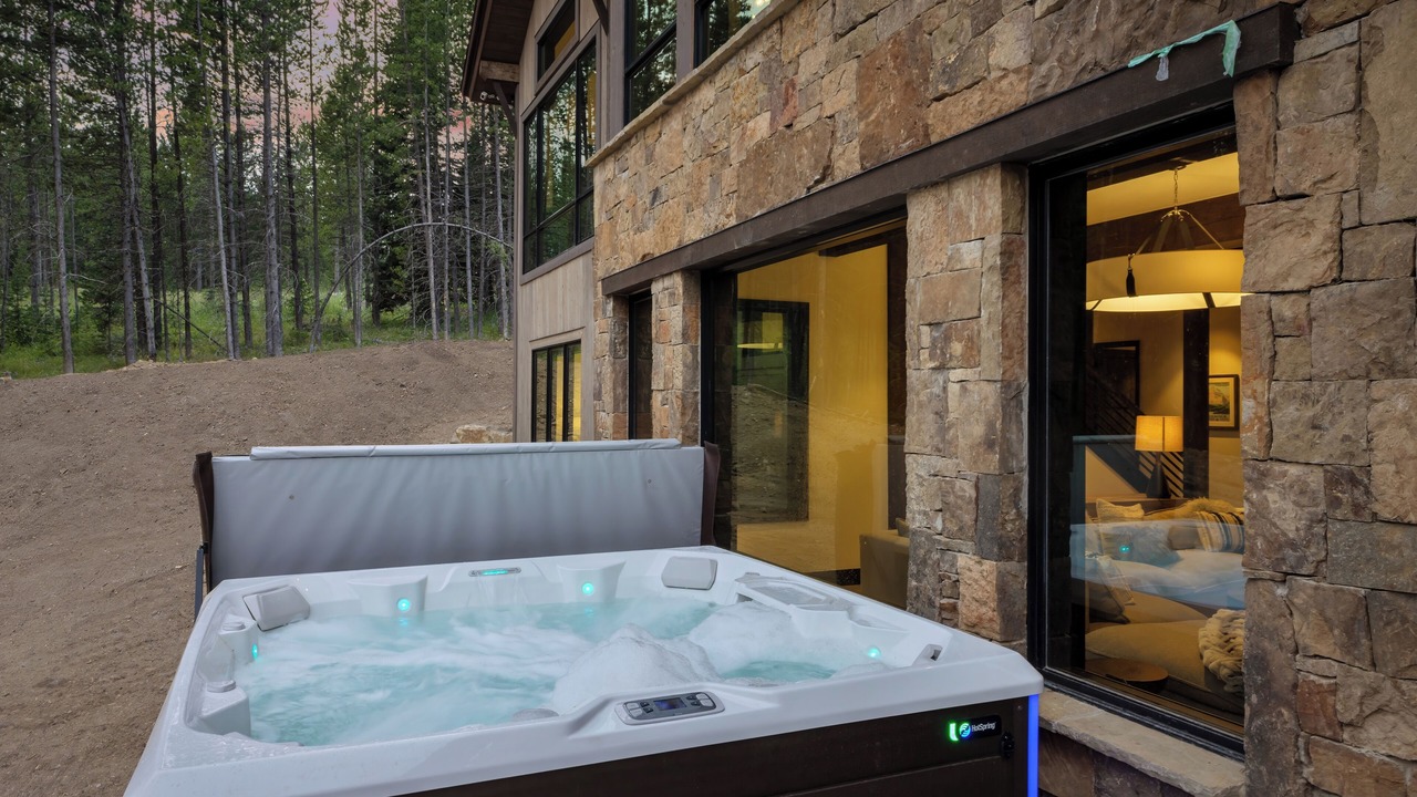 Photo of Patio Balcony in Big Sky