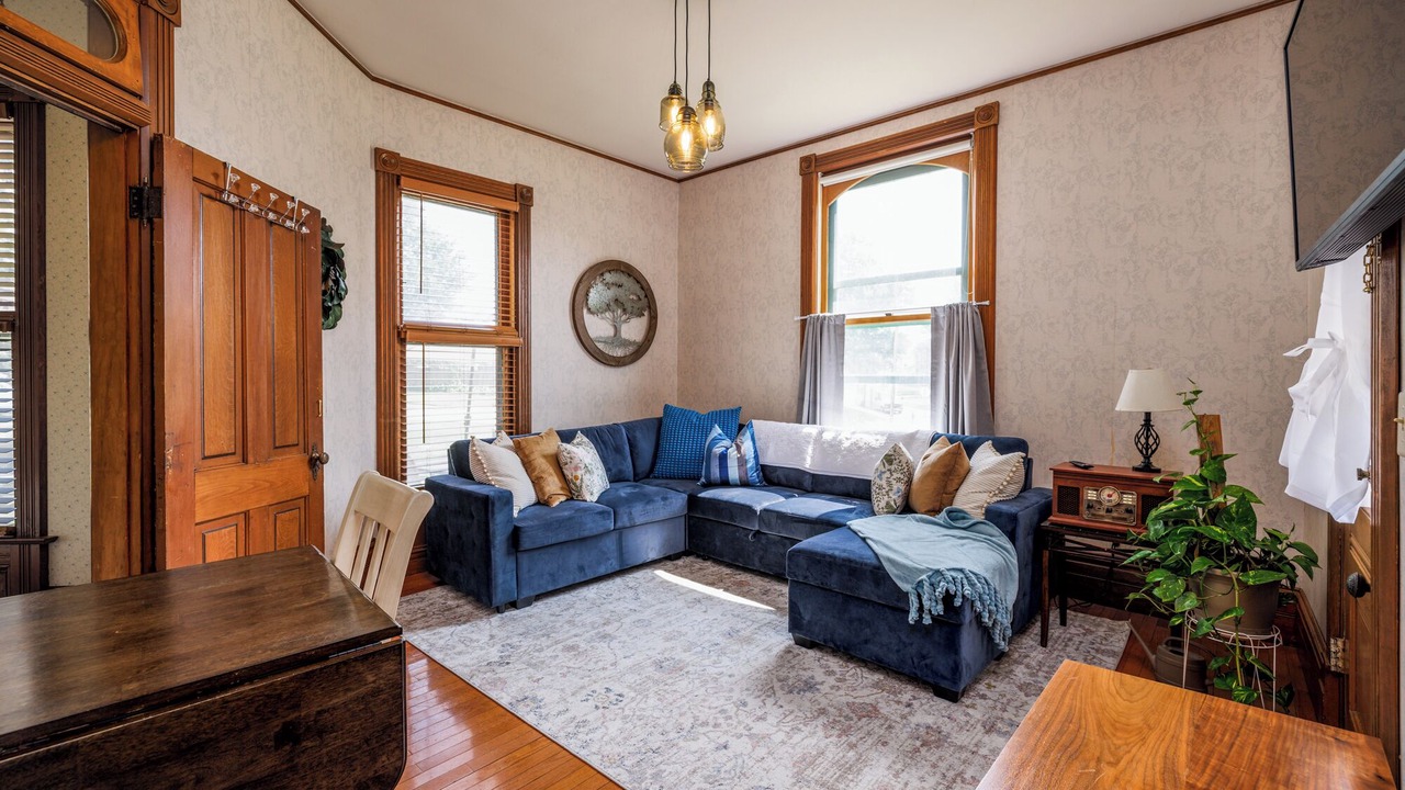 Photo of Livingroom in Chariton