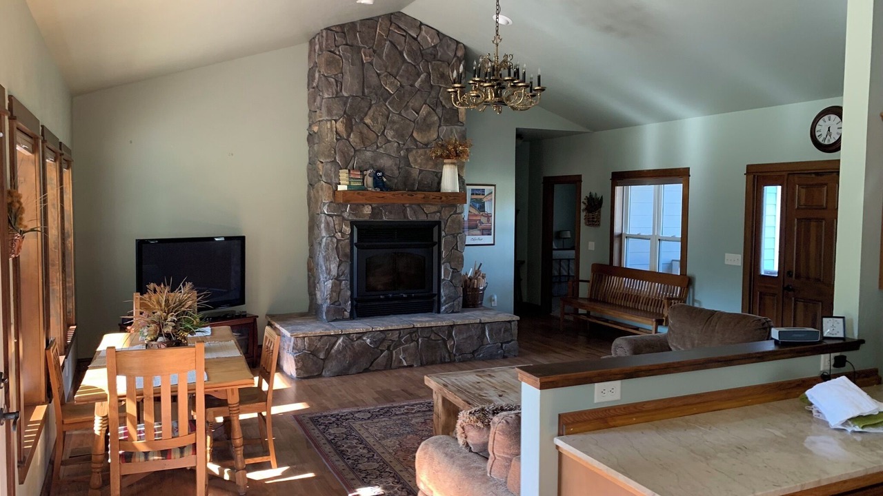 Photo of Livingroom in Grantsdale
