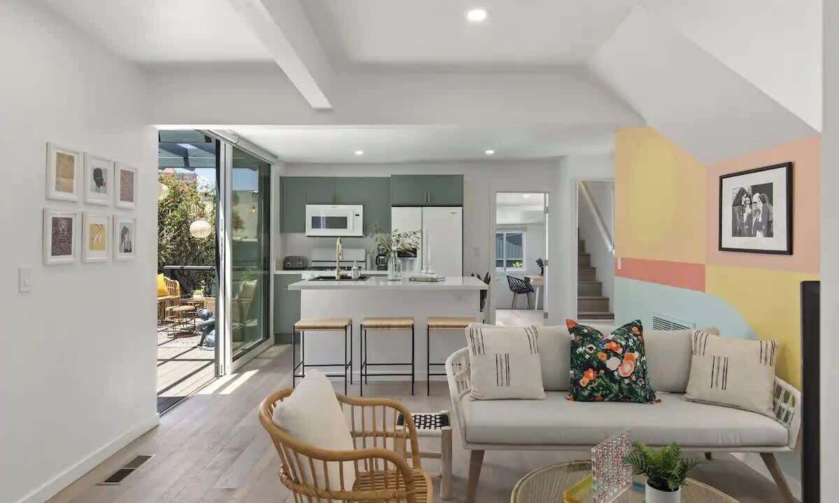 Photo of Livingroom in Little Italy