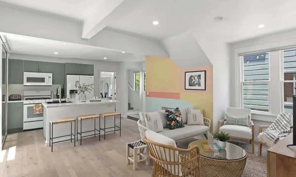 Photo of Livingroom in Little Italy