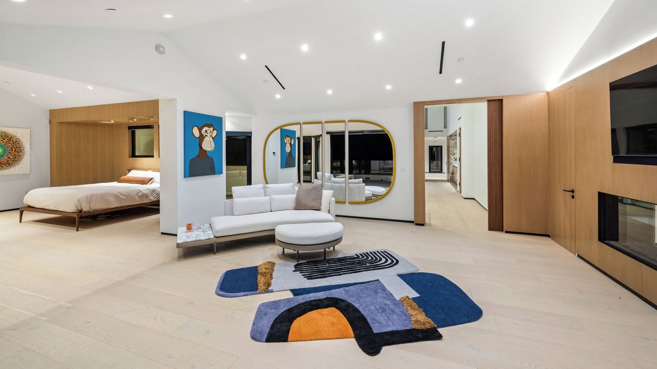 Photo of Bedroom in Western Malibu