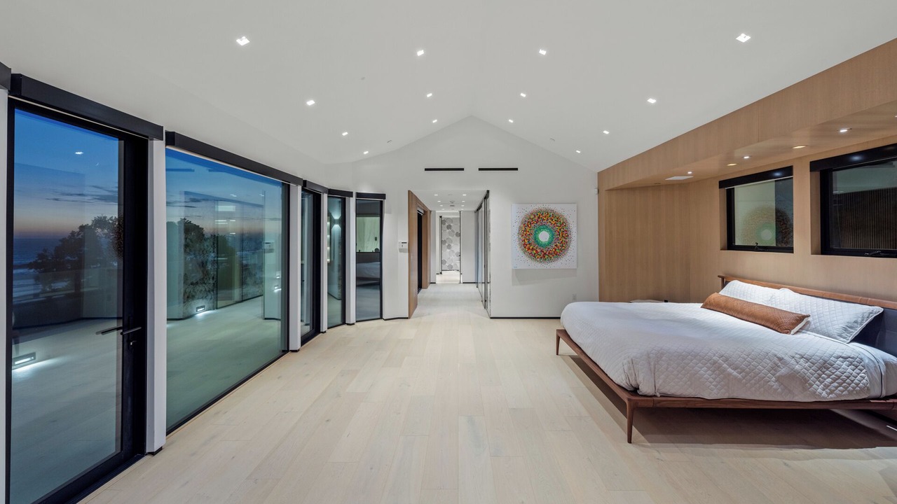 Photo of Bedroom in Western Malibu
