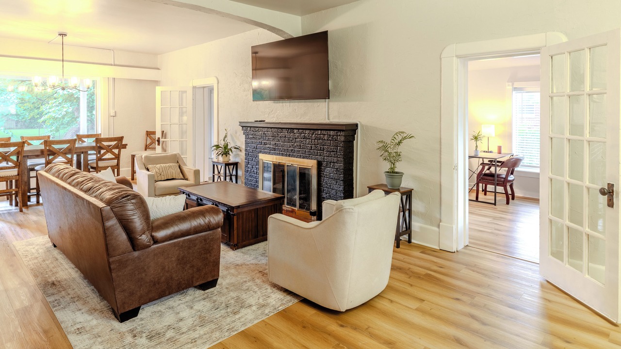 Photo of Livingroom in Siloam Springs