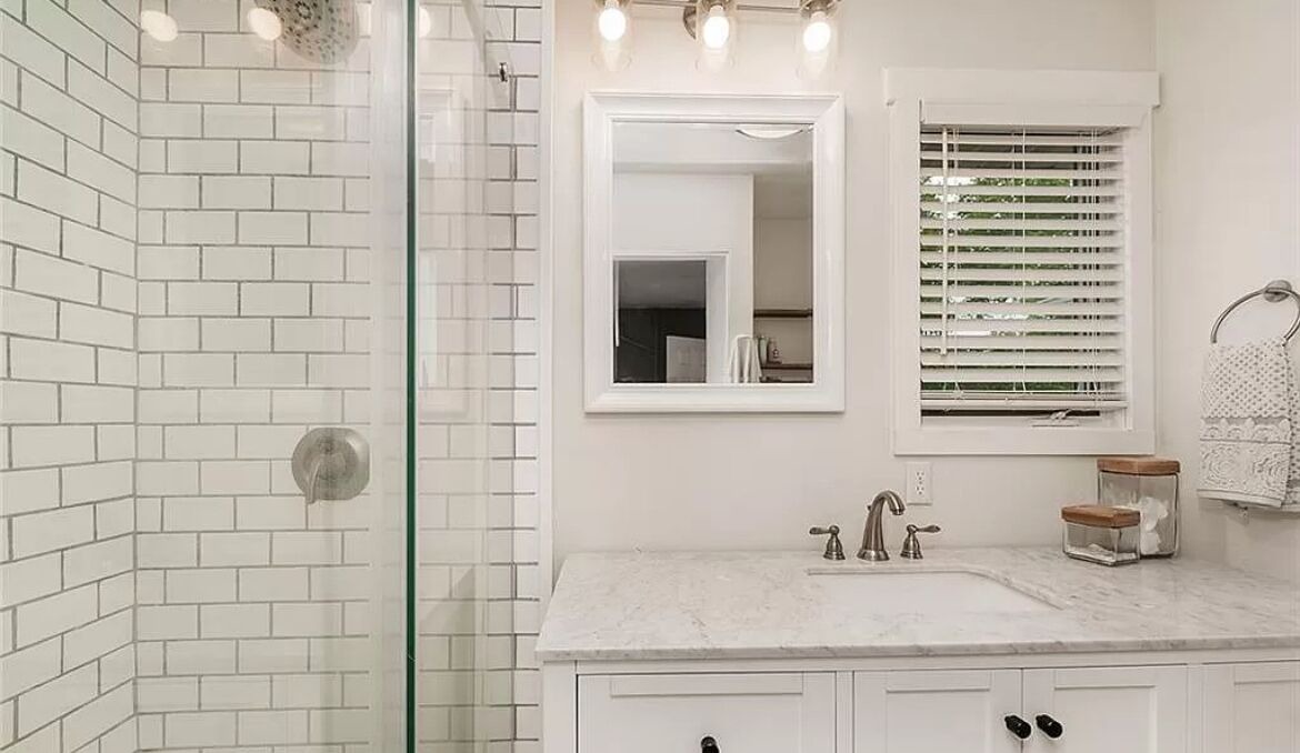 Photo of Bathroom in Billings