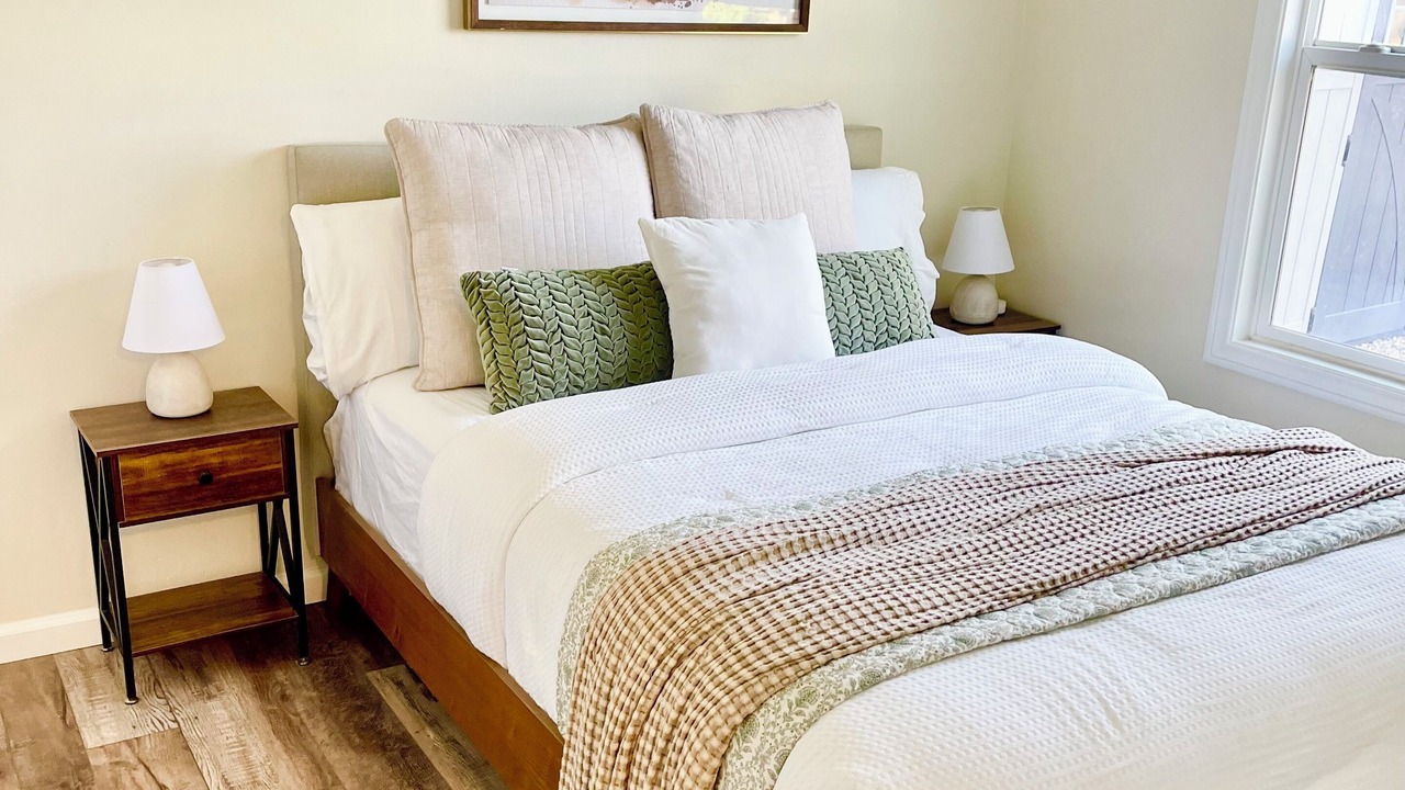 Photo of Bedroom in Clairemont Mesa West
