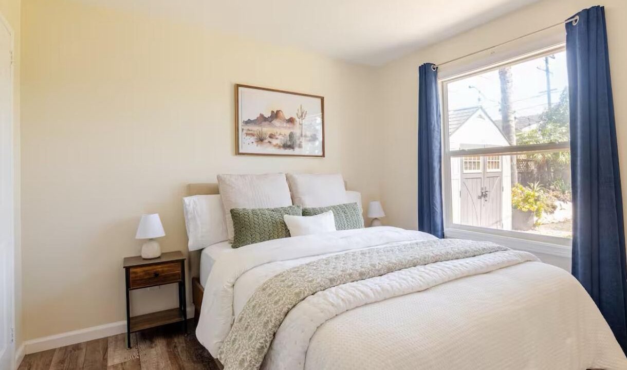 Photo of Bedroom in Clairemont Mesa West