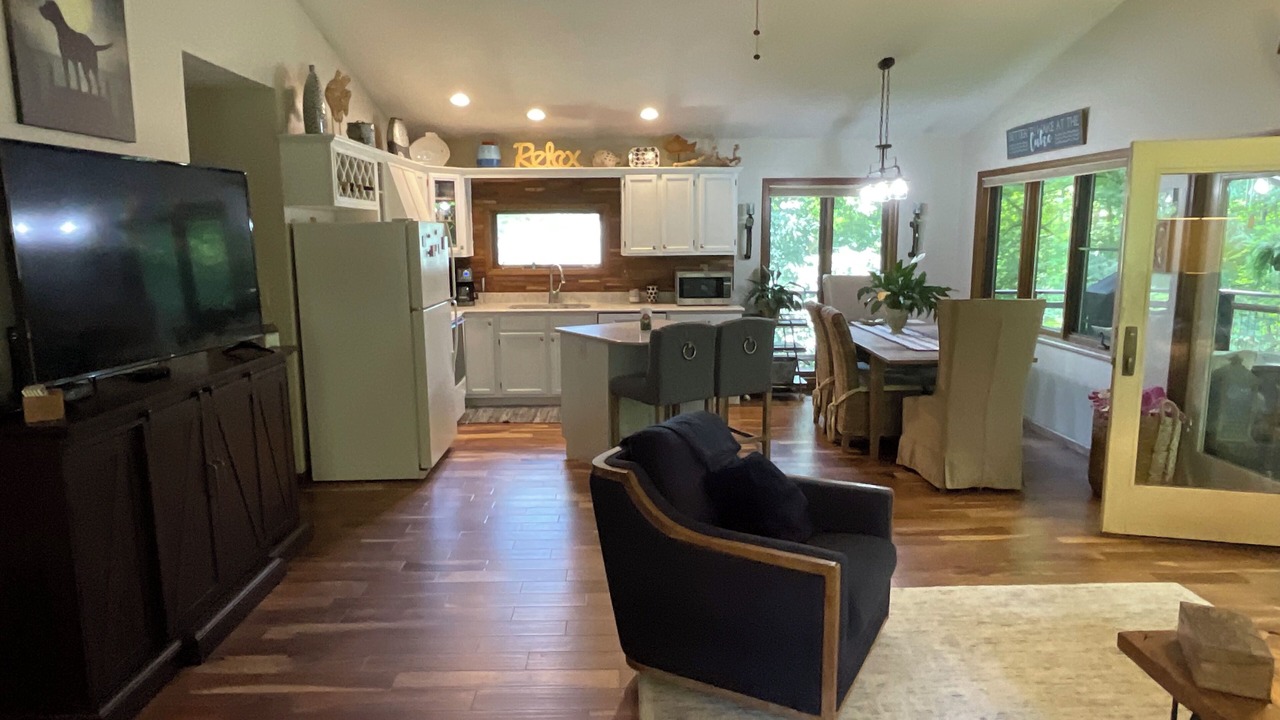 Photo of Livingroom in Howard