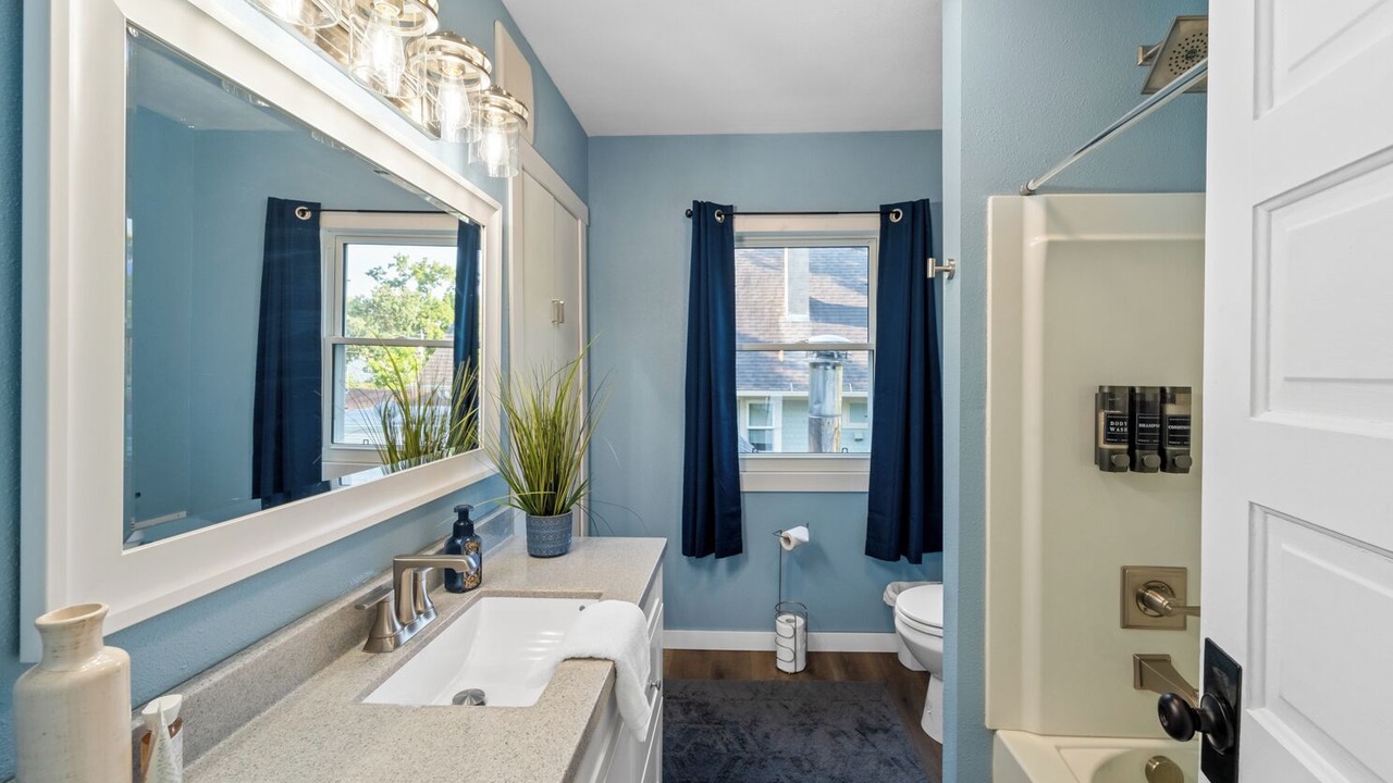 Photo of Bathroom in Ames