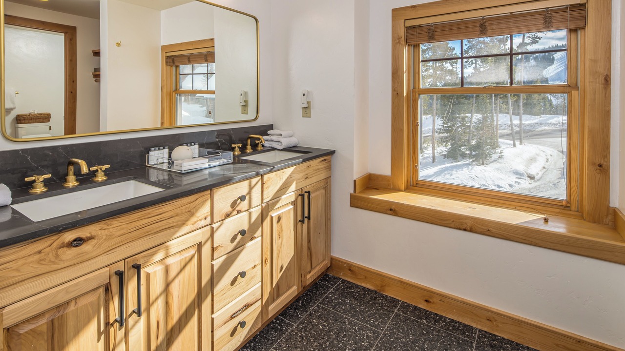 Photo of Bathroom in Powder Ridge
