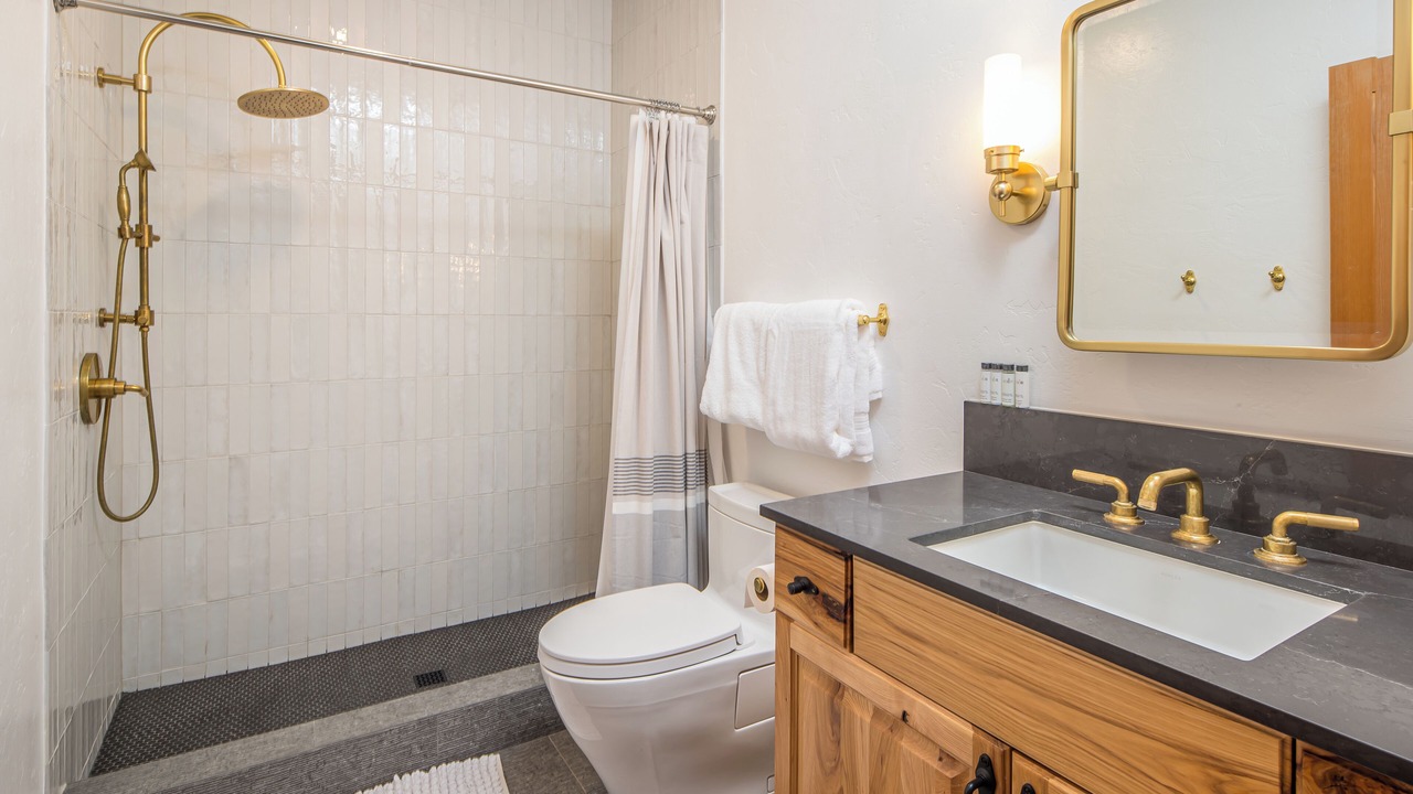 Photo of Bathroom in Powder Ridge