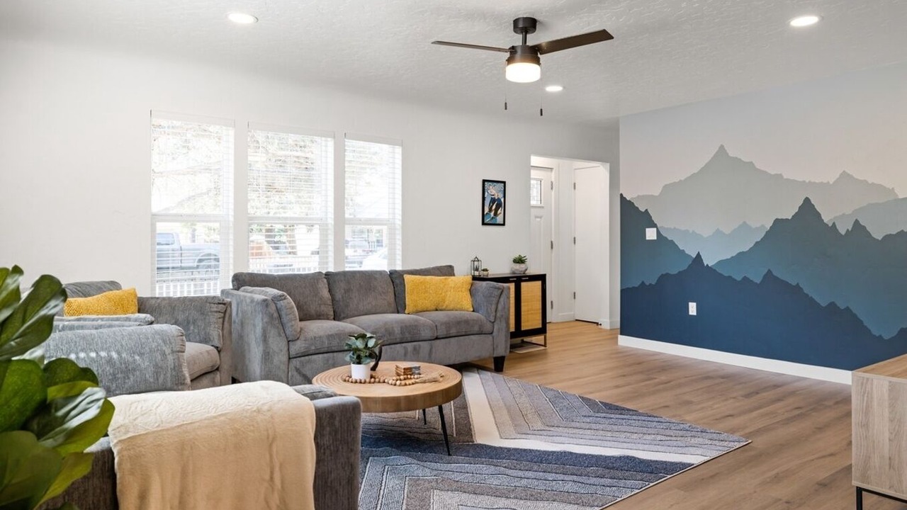 Photo of Livingroom in Veterans Park