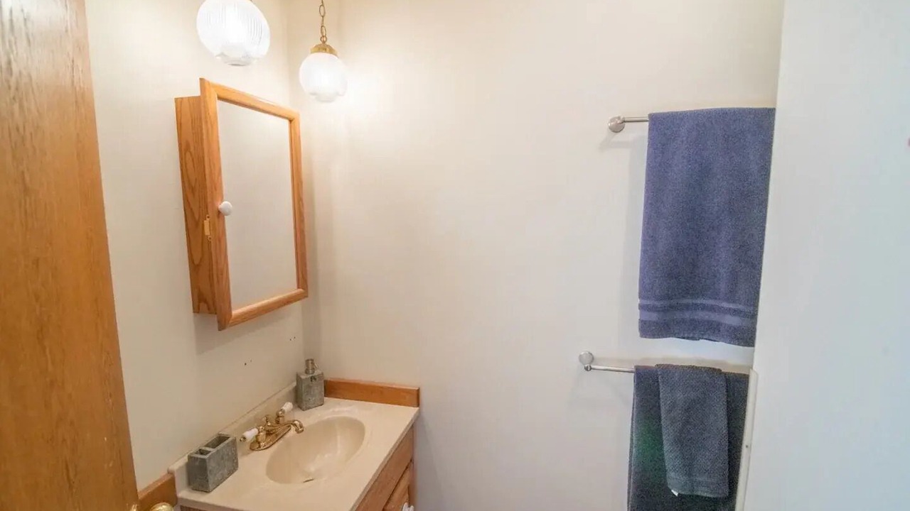 Photo of Bathroom in Helena West Side